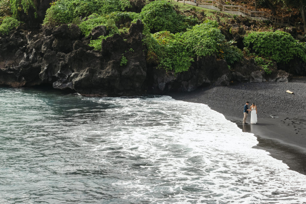 how to elope in maui, elopement planning, elopement checklist